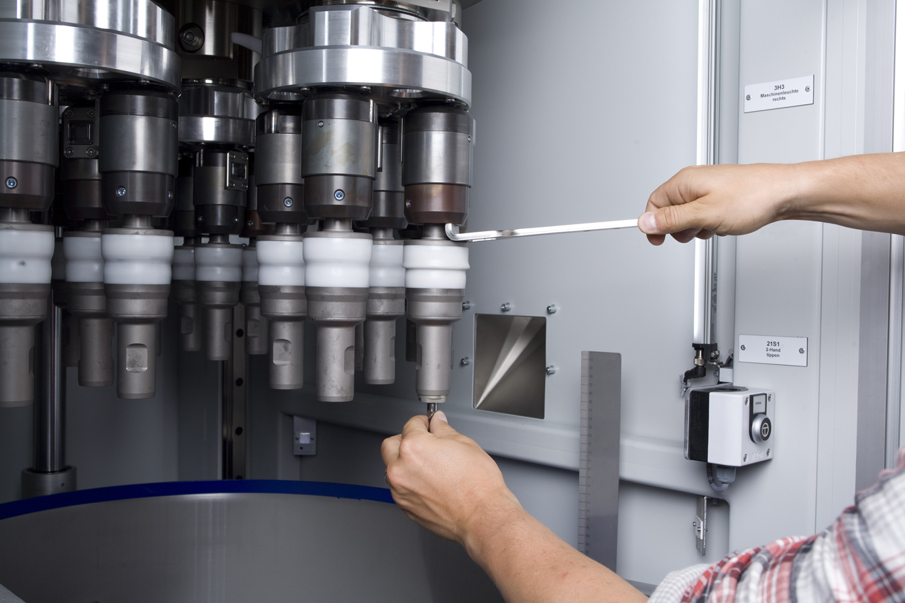 Schleppschleifmaschine DF Schnellspannhalter 72dpi 03